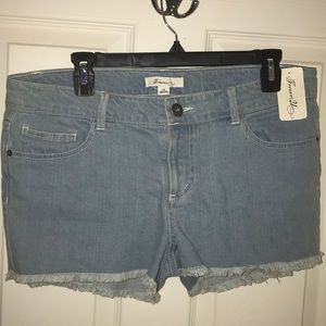 New shorts (waist: 30 or size 10)